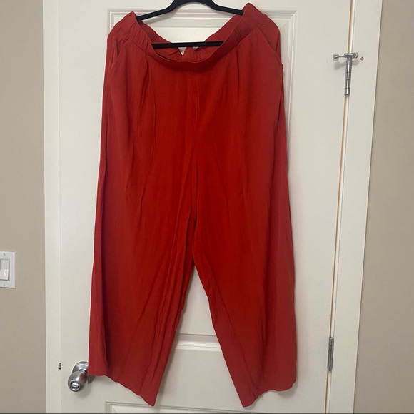 Joe Fresh Flowy capri Pants NWT - Picture 2 of 5